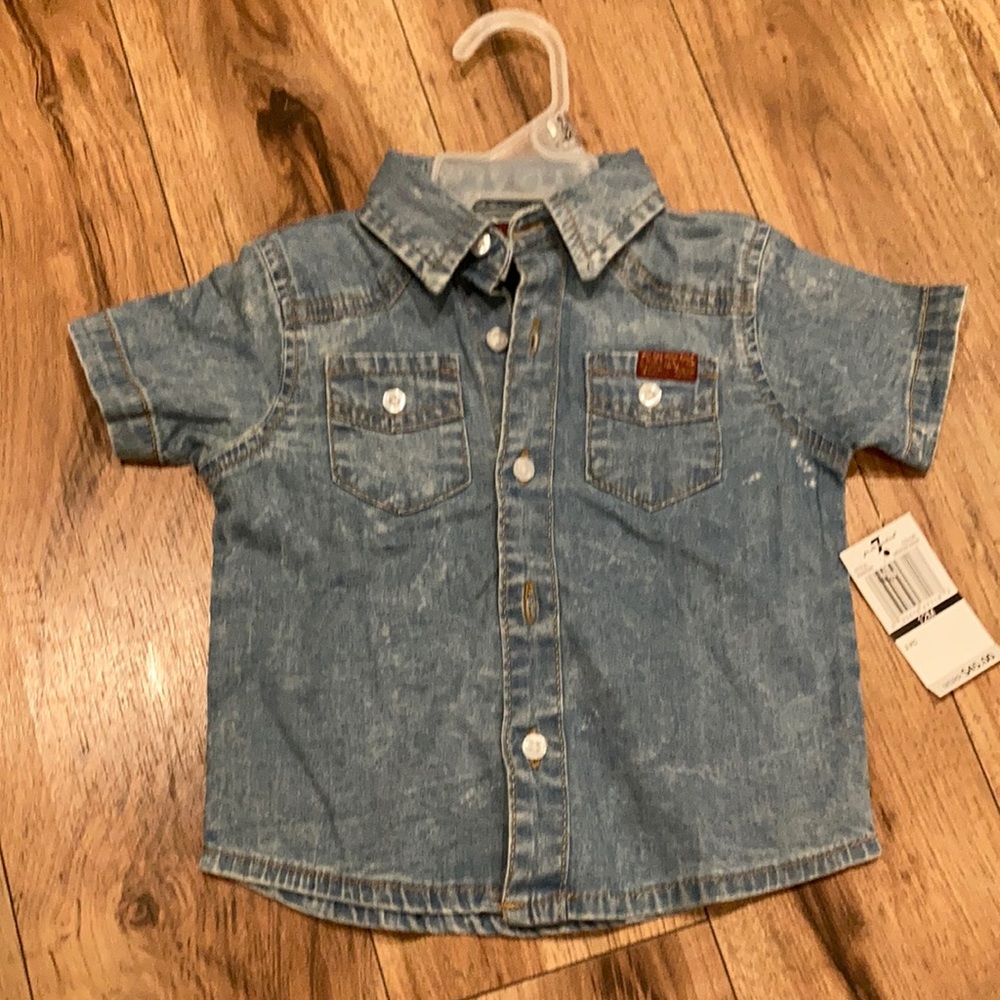 NWT Chambray short sleeved button down SZ 12M